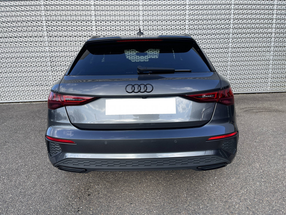 Acheter Audi A3 A3 Sportback 45 TFSIe 245 S tronic 6 Competition 5p occasion dans les concessions du Groupe Faurie