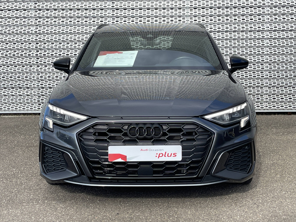 Acheter Audi A3 A3 Sportback 45 TFSIe 245 S tronic 6 Competition 5p occasion dans les concessions du Groupe Faurie