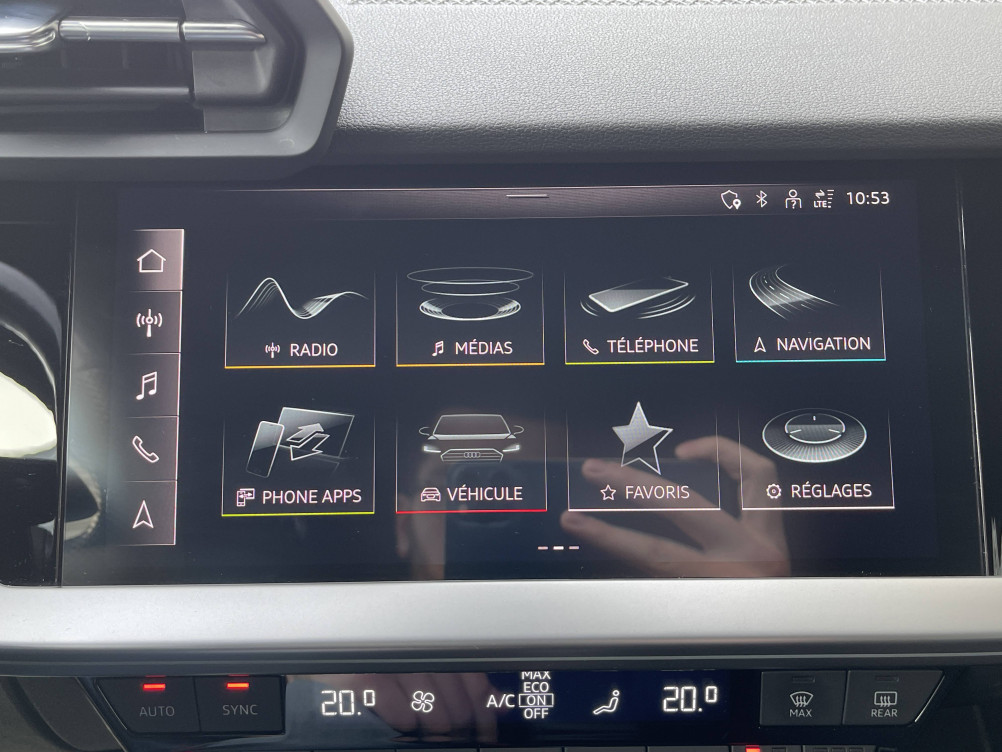 Acheter Audi A3 A3 Sportback 40 TFSIe 204 S tronic 6 S Line 5p occasion dans les concessions du Groupe Faurie