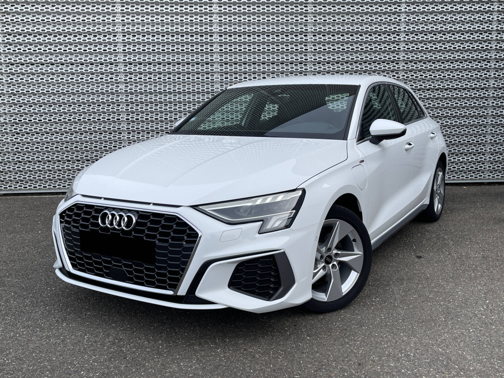 Acheter Audi A3 A3 Sportback 40 TFSIe 204 S tronic 6 S Line 5p occasion dans les concessions du Groupe Faurie