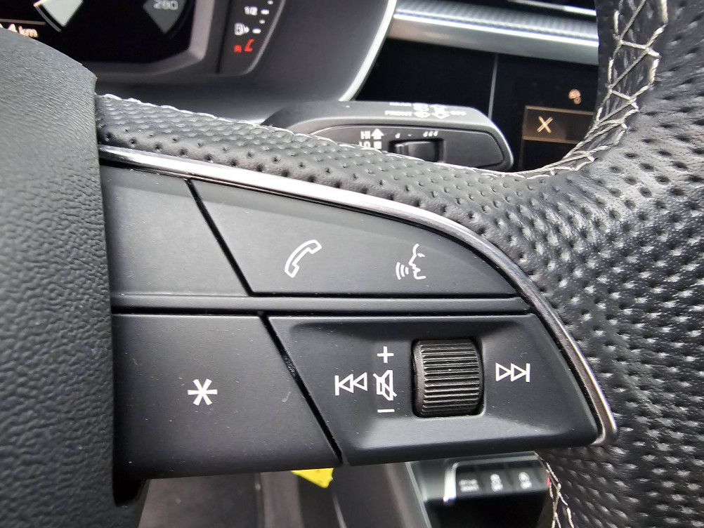 Acheter Audi Q3 Q3 Sportback 35 TDI 150 ch S tronic 7 S line 5p occasion dans les concessions du Groupe Faurie