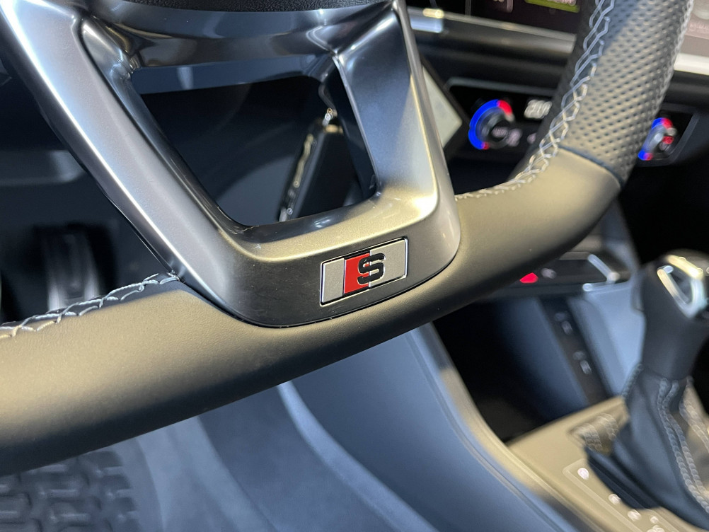 Acheter Audi Q3 Q3 35 TFSI 150 ch S tronic 7 S line 5p neuf dans les concessions du Groupe Faurie
