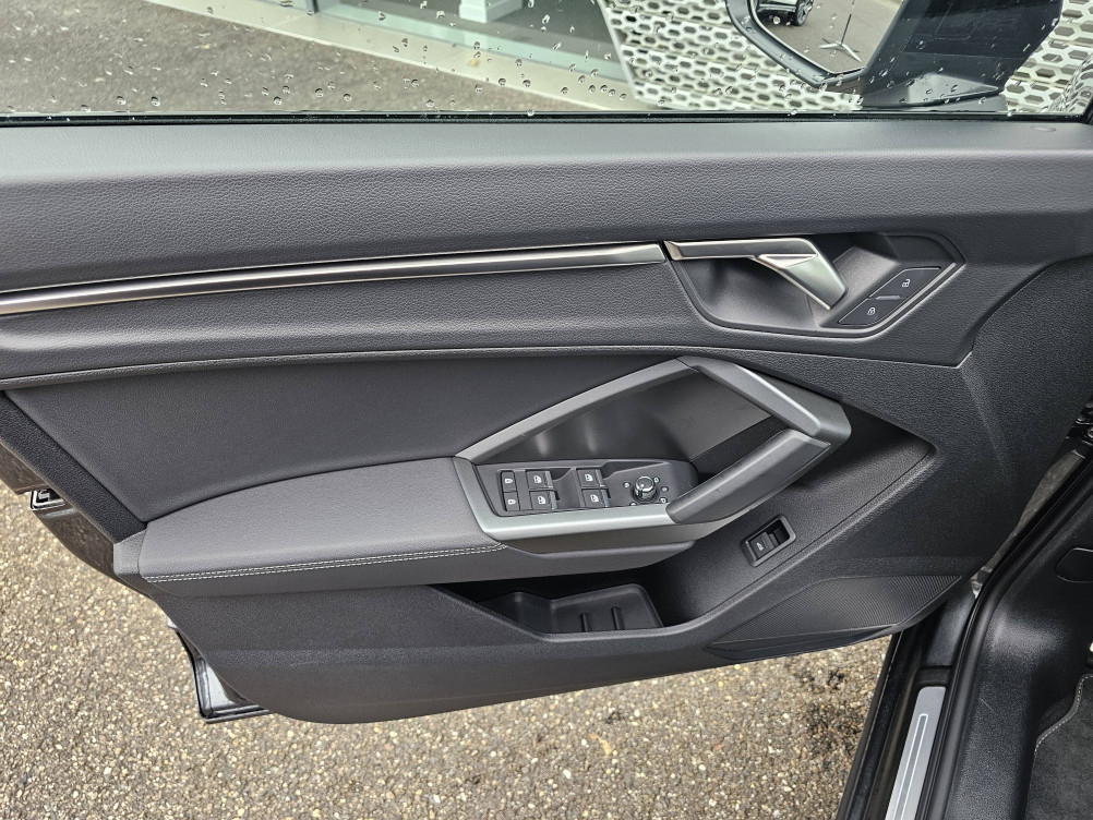 Acheter Audi Q3 Q3 35 TDI 150 ch S tronic 7 S line 5p occasion dans les concessions du Groupe Faurie