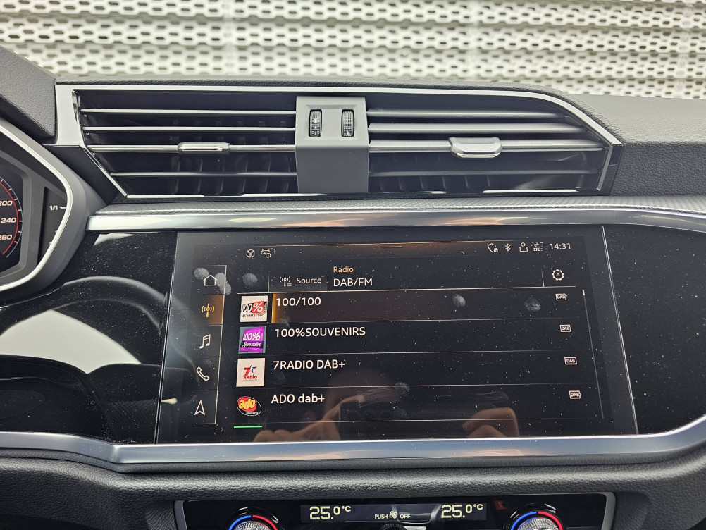 Acheter Audi Q3 Q3 35 TDI 150 ch S tronic 7 S line 5p occasion dans les concessions du Groupe Faurie