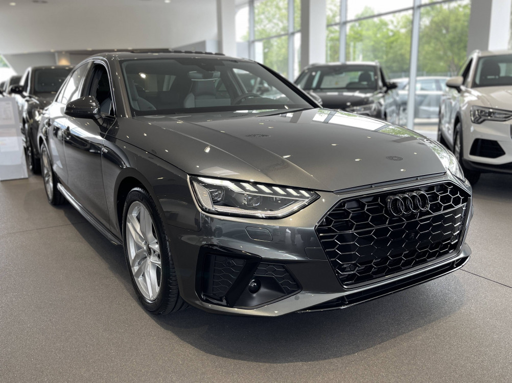 Acheter Audi A4 A4 35 TFSI 150 S tronic 7 Competition 4p neuf dans les concessions du Groupe Faurie