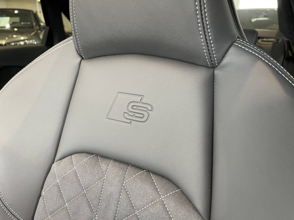 Acheter Audi A4 A4 35 TFSI 150 S tronic 7 Competition 4p neuf dans les concessions du Groupe Faurie