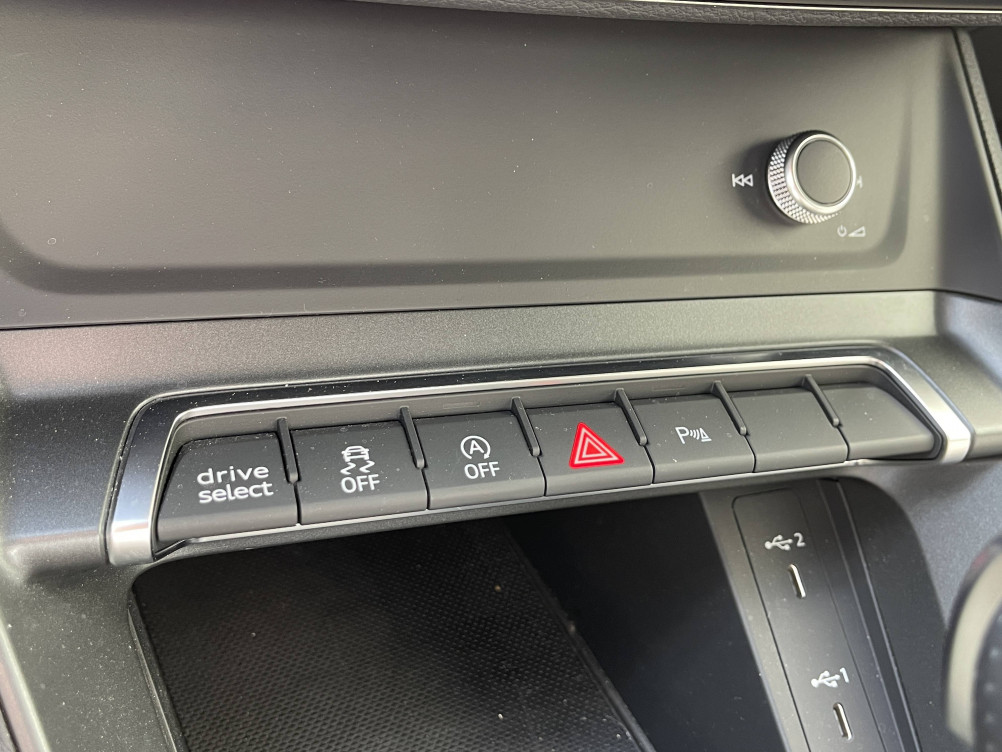 Acheter Audi Q3 Q3 35 TFSI 150 ch S tronic 7 S line 5p occasion dans les concessions du Groupe Faurie