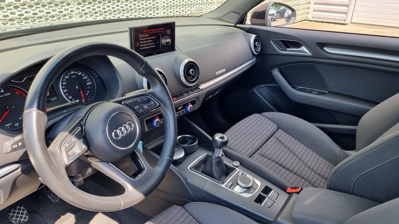 Acheter Audi A3 A3 Cabriolet 1.6 TDI 110 Sport 2p occasion dans les concessions du Groupe Faurie
