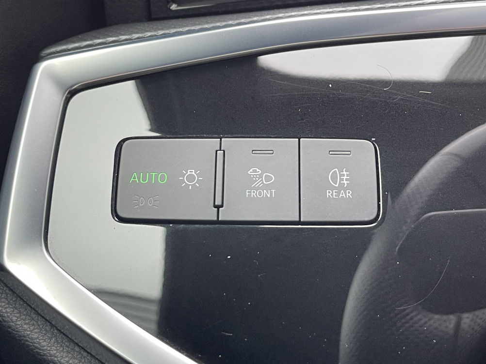 Acheter Audi Q3 Q3 35 TDI 150 ch S tronic 7 S Edition 5p occasion dans les concessions du Groupe Faurie