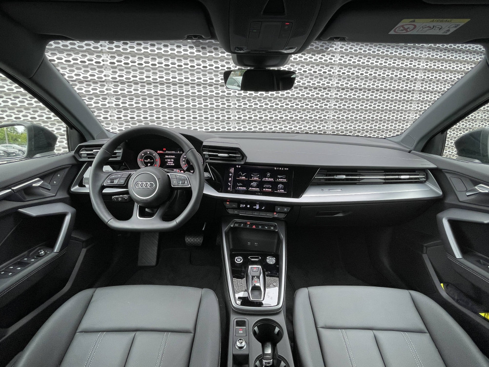 Acheter Audi A3 A3 Allstreet 35 TDI 150 S tronic 7 Avus 5p neuf dans les concessions du Groupe Faurie
