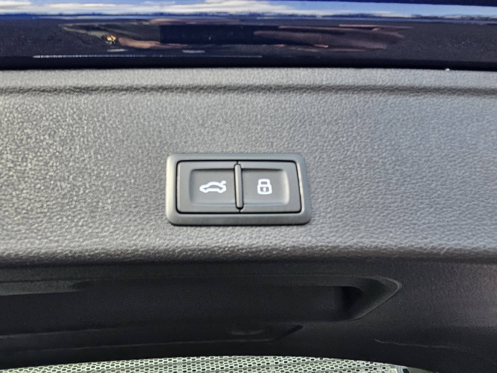 Acheter Audi A4 A4 Avant 35 TDI 163 S tronic 7 S Edition 5p occasion dans les concessions du Groupe Faurie