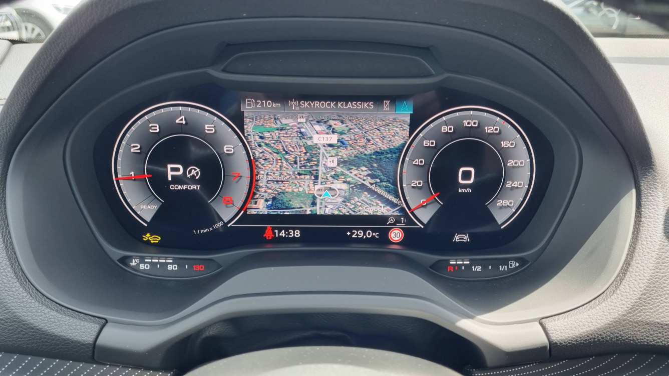 Acheter Audi Q2 Q2 35 TFSI 150 S tronic 7 Black Edition 5p occasion dans les concessions du Groupe Faurie