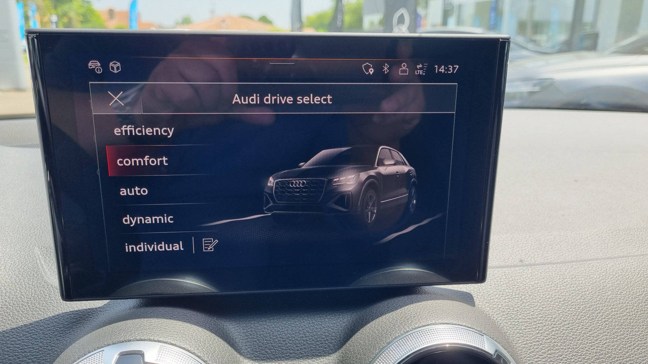 Acheter Audi Q2 Q2 35 TFSI 150 S tronic 7 Black Edition 5p occasion dans les concessions du Groupe Faurie