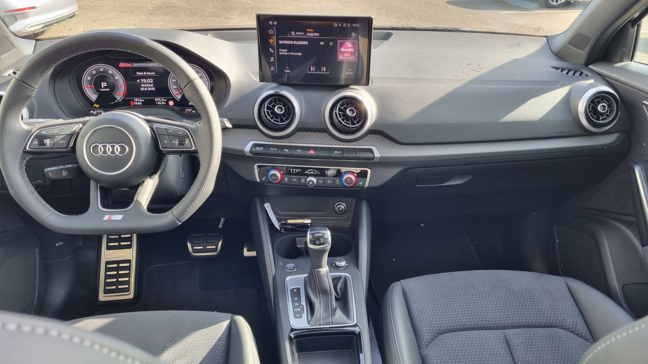 Acheter Audi Q2 Q2 35 TFSI 150 S tronic 7 Black Edition 5p occasion dans les concessions du Groupe Faurie