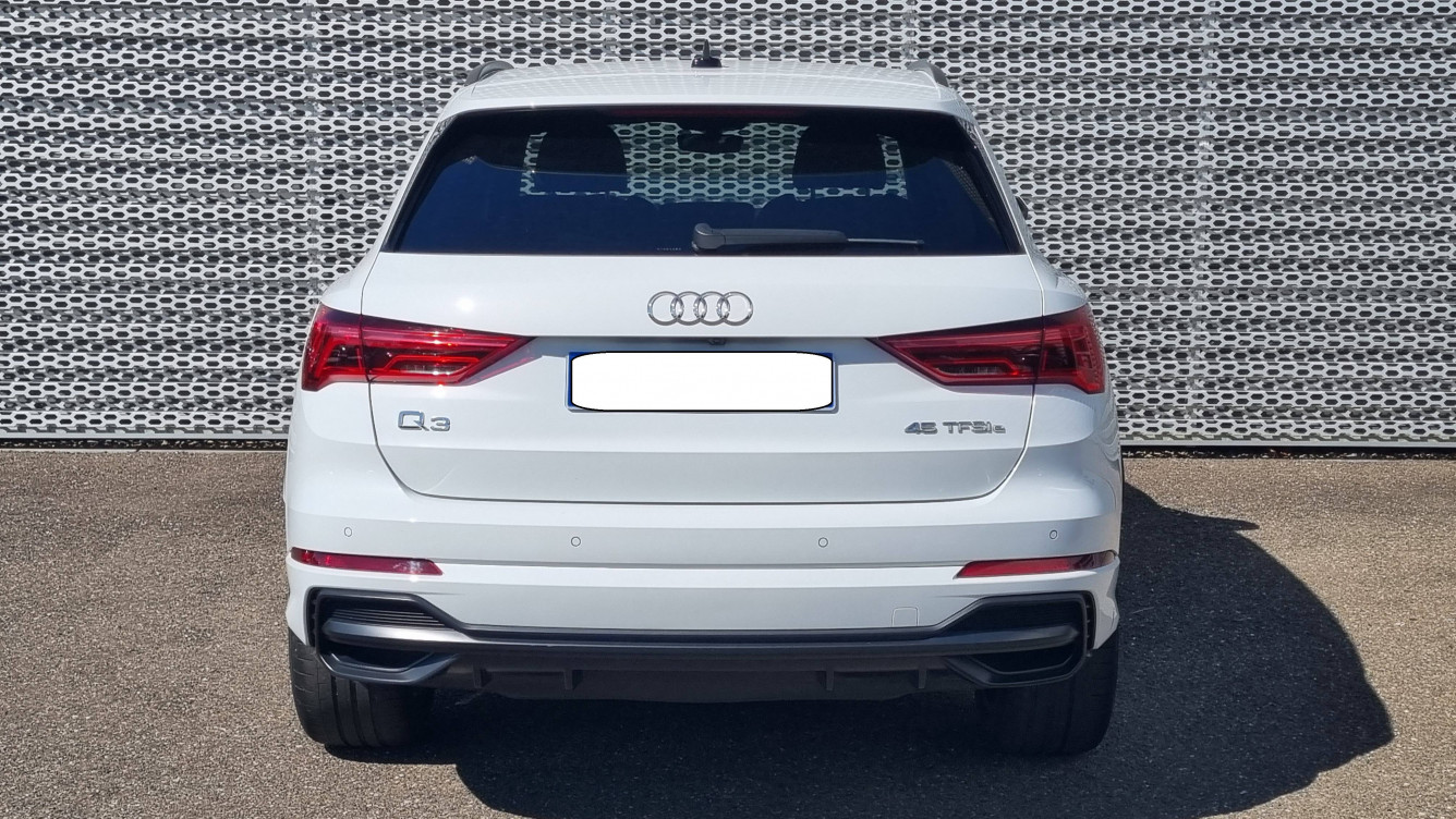 Acheter Audi Q3 Q3 45 TFSIe 245 ch S tronic 6 S line 5p occasion dans les concessions du Groupe Faurie