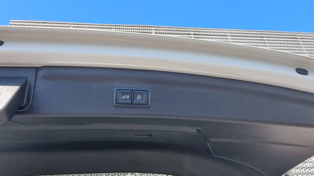Acheter Audi Q3 Q3 45 TFSIe 245 ch S tronic 6 S line 5p occasion dans les concessions du Groupe Faurie