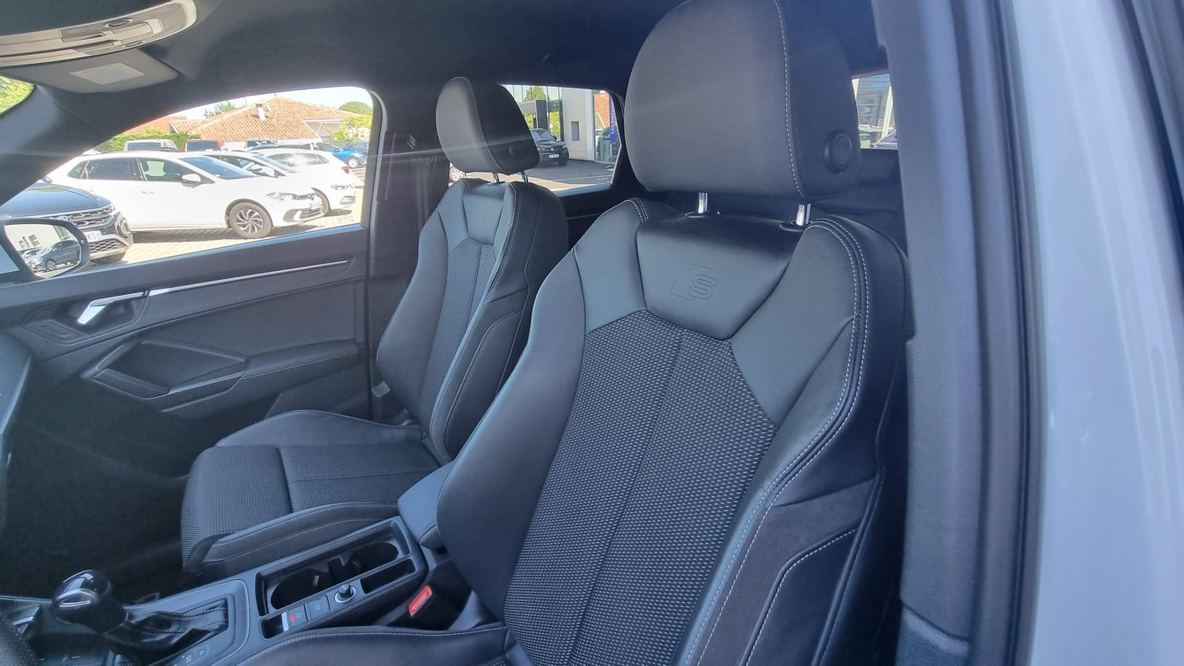 Acheter Audi Q3 Q3 45 TFSIe 245 ch S tronic 6 S line 5p occasion dans les concessions du Groupe Faurie