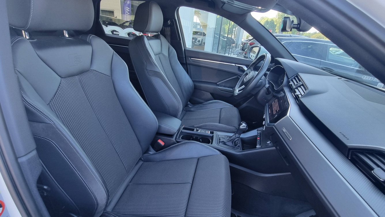 Acheter Audi Q3 Q3 45 TFSIe 245 ch S tronic 6 S line 5p occasion dans les concessions du Groupe Faurie