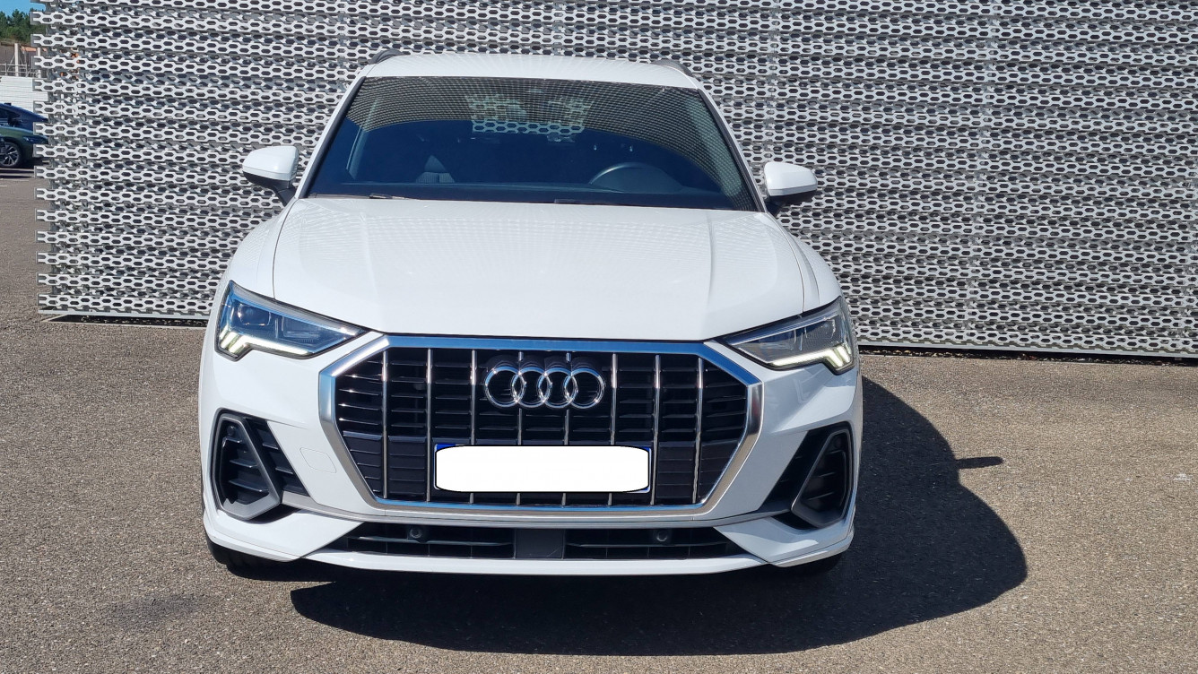 Acheter Audi Q3 Q3 45 TFSIe 245 ch S tronic 6 S line 5p occasion dans les concessions du Groupe Faurie