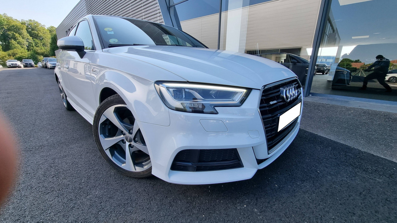 Acheter Audi A3 A3 Sportback 2.0 TDI 150 S tronic 7 S Line 5p occasion dans les concessions du Groupe Faurie