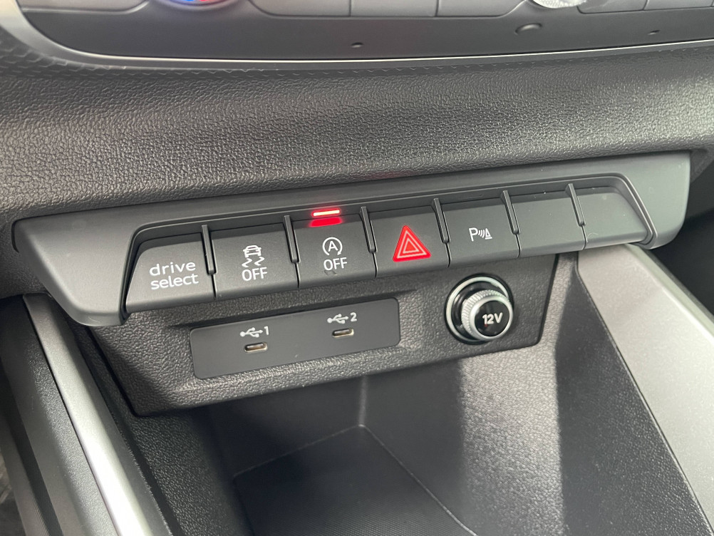 Acheter Audi A1 A1 Allstreet 30 TFSI 110 ch S tronic 7 Avus 5p occasion dans les concessions du Groupe Faurie