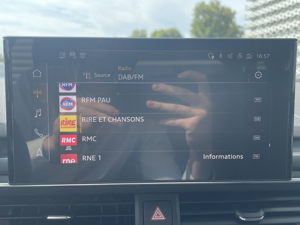 Acheter Audi A4 A4 Avant 40 TFSI 204 S tronic 7 Business Line 5p occasion dans les concessions du Groupe Faurie