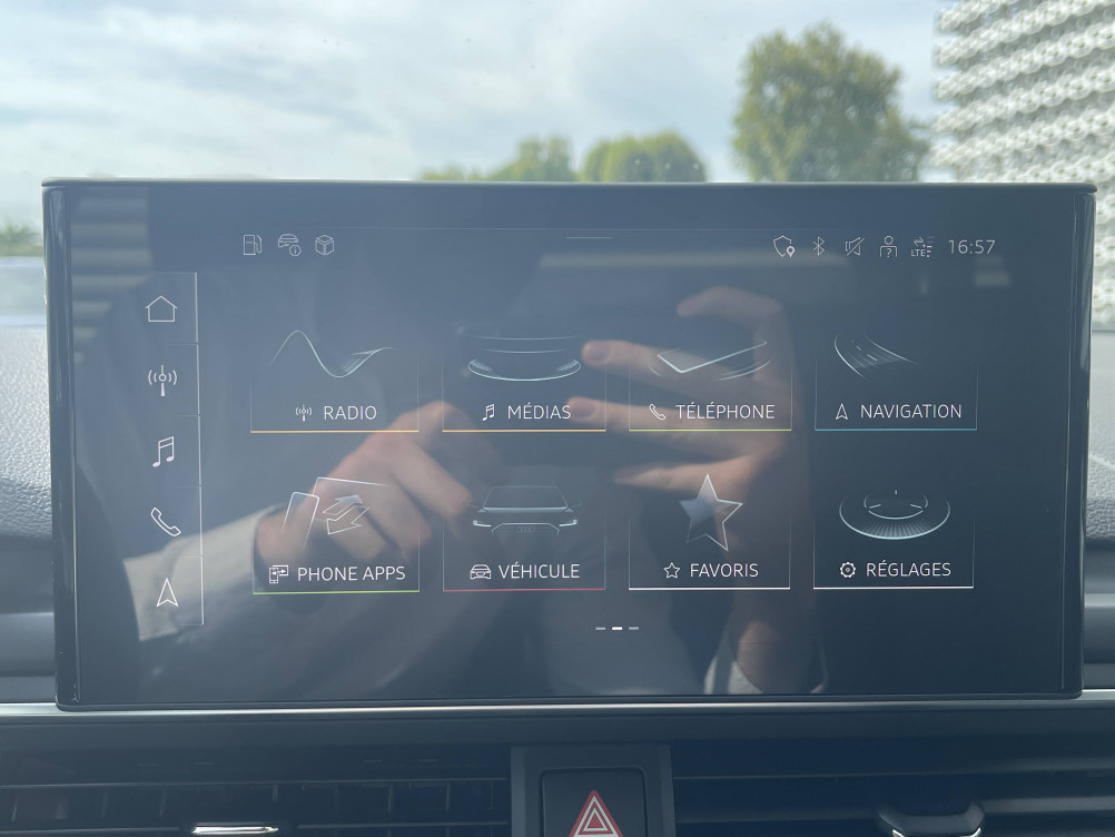 Acheter Audi A4 A4 Avant 40 TFSI 204 S tronic 7 Business Line 5p occasion dans les concessions du Groupe Faurie