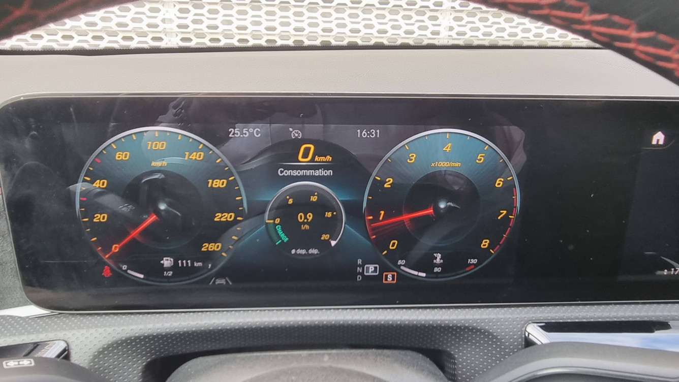 Acheter Mercedes Classe A Classe A 200 7G-DCT AMG Line 5p occasion dans les concessions du Groupe Faurie