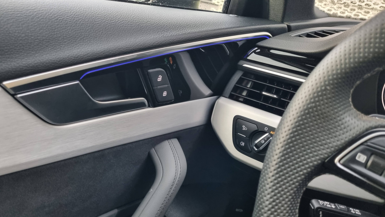 Acheter Audi A4 A4 Avant 40 TDI 204 S tronic 7 S Edition 5p occasion dans les concessions du Groupe Faurie