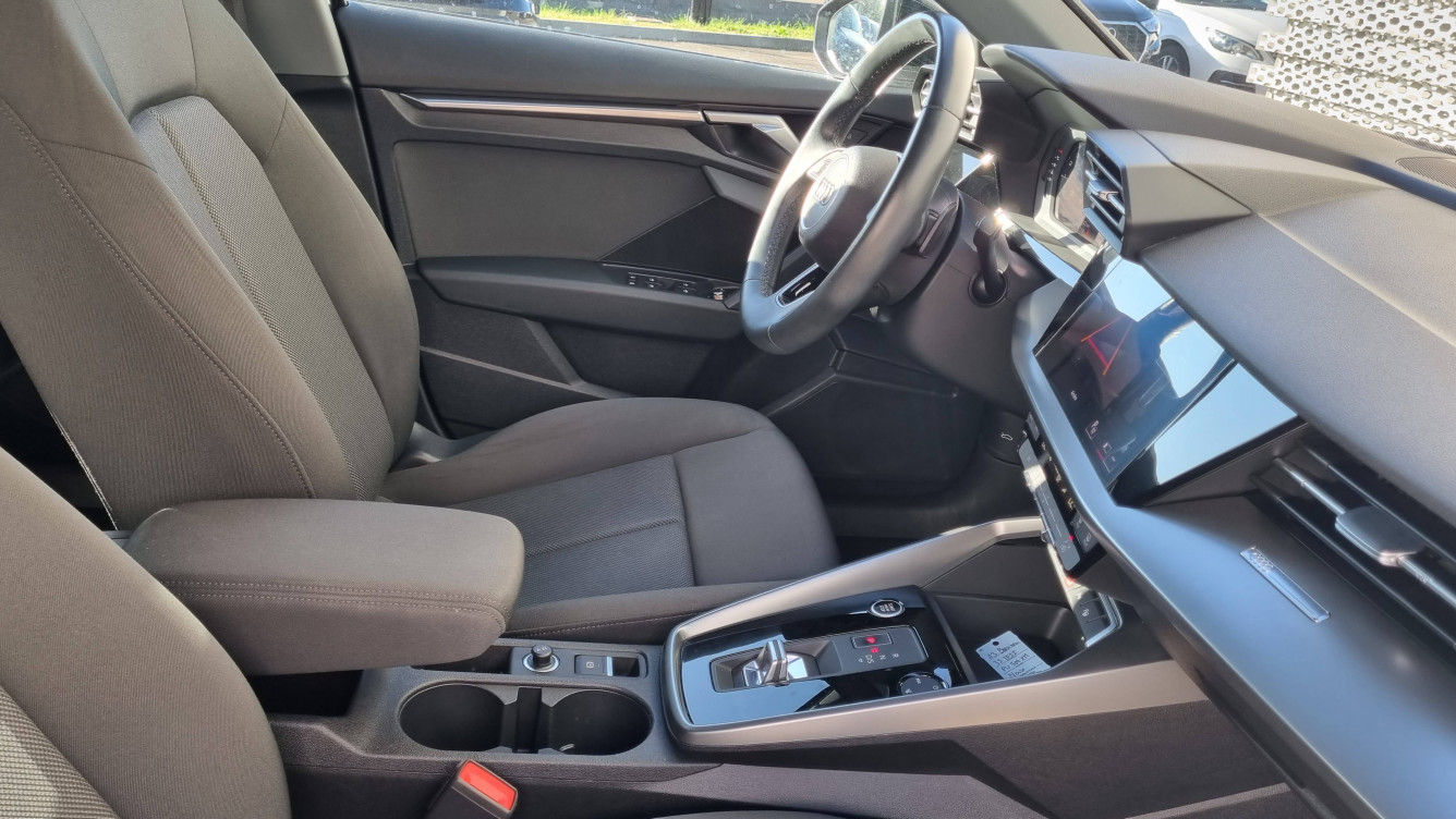 Acheter Audi A3 A3 Sportback 35 TFSI Mild Hybrid 150 S tronic 7 Business line 5p occasion dans les concessions du Groupe Faurie