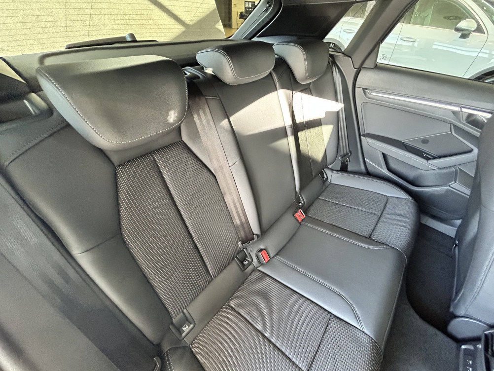 Acheter Audi A3 A3 Sportback 40 TFSIe 204 S tronic 6 S Line 5p neuf dans les concessions du Groupe Faurie