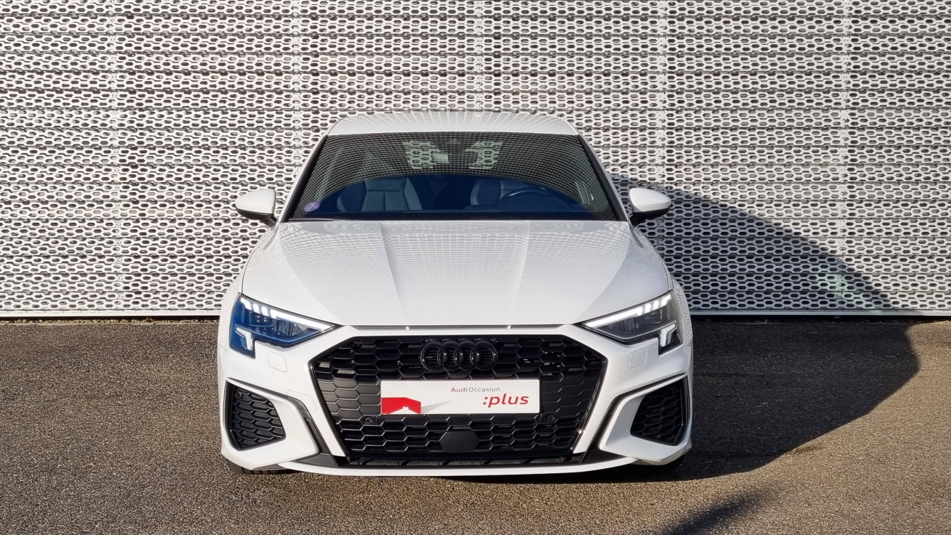 Acheter Audi A3 A3 Sportback 30 TFSI Mild Hybrid 110 S tronic 7 S Line 5p occasion dans les concessions du Groupe Faurie