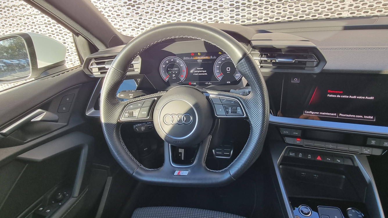 Acheter Audi A3 A3 Sportback 30 TFSI Mild Hybrid 110 S tronic 7 S Line 5p occasion dans les concessions du Groupe Faurie