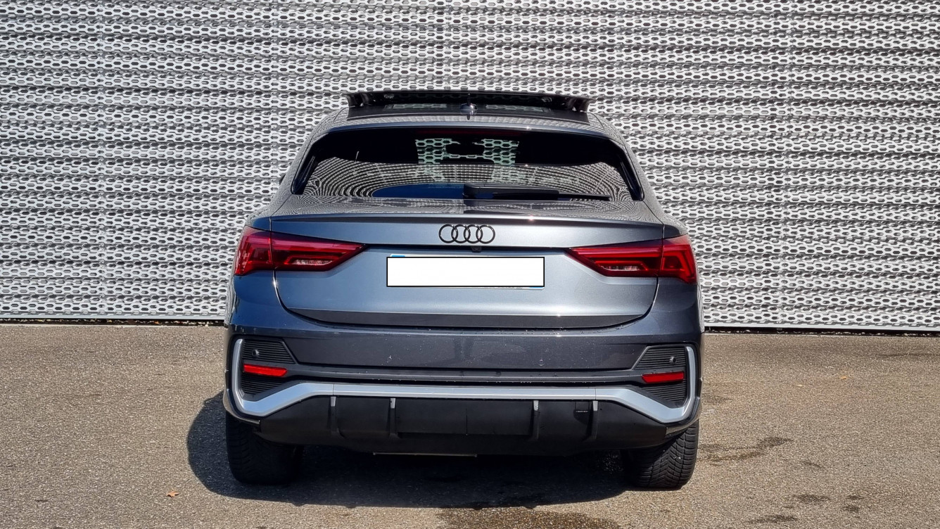 Acheter Audi Q3 Q3 Sportback 35 TDI 150 ch S tronic 7 S line 5p occasion dans les concessions du Groupe Faurie