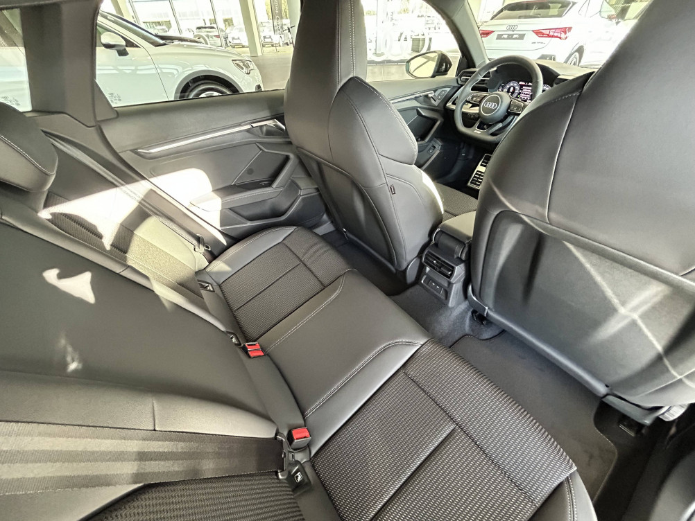 Acheter Audi A3 A3 Sportback 40 TFSIe 204 S tronic 6 S Line 5p neuf dans les concessions du Groupe Faurie