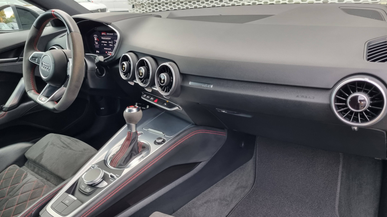 Acheter Audi TT TT Coupé 40 TFSI 197 S tronic 7 Compétition Plus 3p occasion dans les concessions du Groupe Faurie