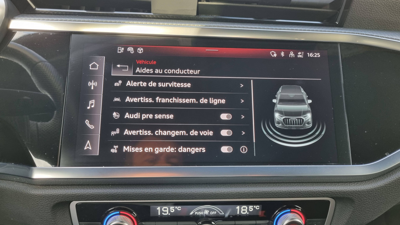 Acheter Audi Q3 Q3 45 TFSIe 245 ch S tronic 6 S line 5p occasion dans les concessions du Groupe Faurie