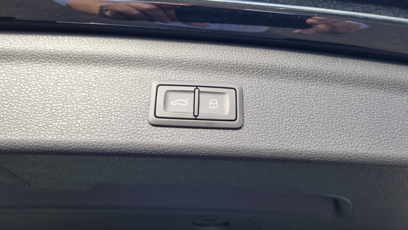 Acheter Audi Q3 Q3 45 TFSIe 245 ch S tronic 6 S line 5p occasion dans les concessions du Groupe Faurie