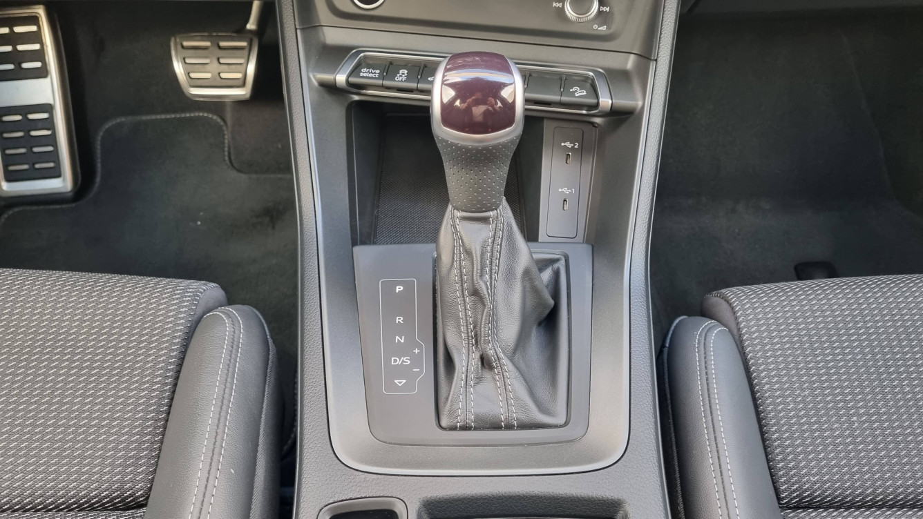 Acheter Audi Q3 Q3 45 TFSIe 245 ch S tronic 6 S line 5p occasion dans les concessions du Groupe Faurie