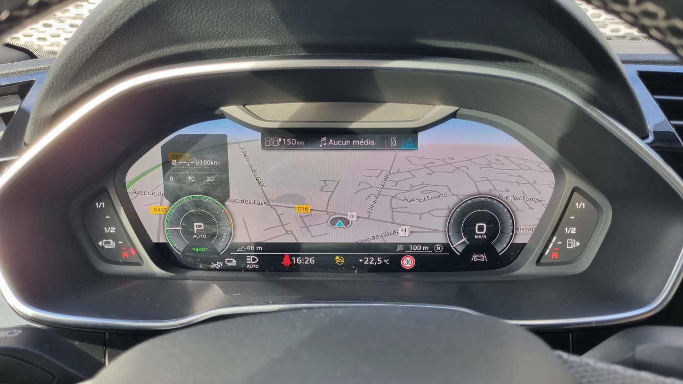 Acheter Audi Q3 Q3 45 TFSIe 245 ch S tronic 6 S line 5p occasion dans les concessions du Groupe Faurie