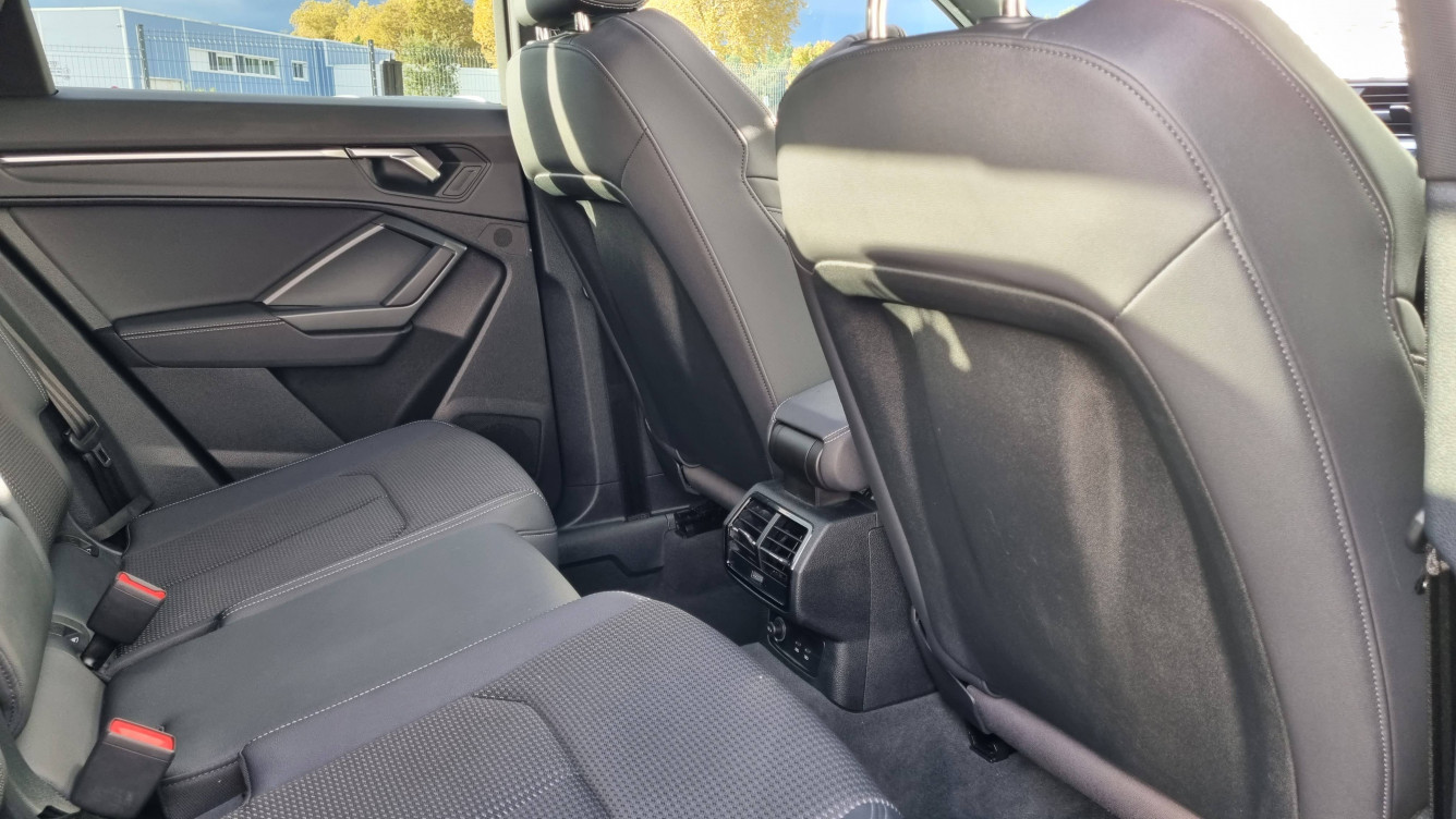 Acheter Audi Q3 Q3 45 TFSIe 245 ch S tronic 6 S line 5p occasion dans les concessions du Groupe Faurie