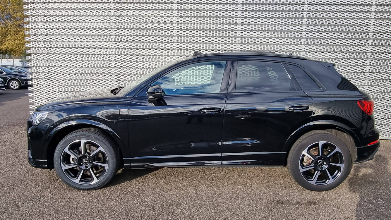 Acheter Audi Q3 Q3 45 TFSIe 245 ch S tronic 6 S line 5p occasion dans les concessions du Groupe Faurie
