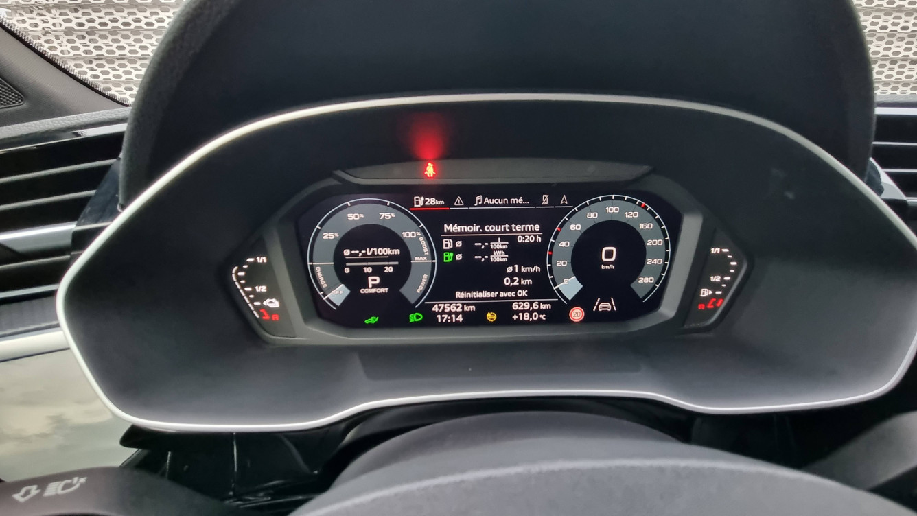 Acheter Audi Q3 Q3 Sportback 45 TFSIe  245 ch S tronic 6 S line 5p occasion dans les concessions du Groupe Faurie