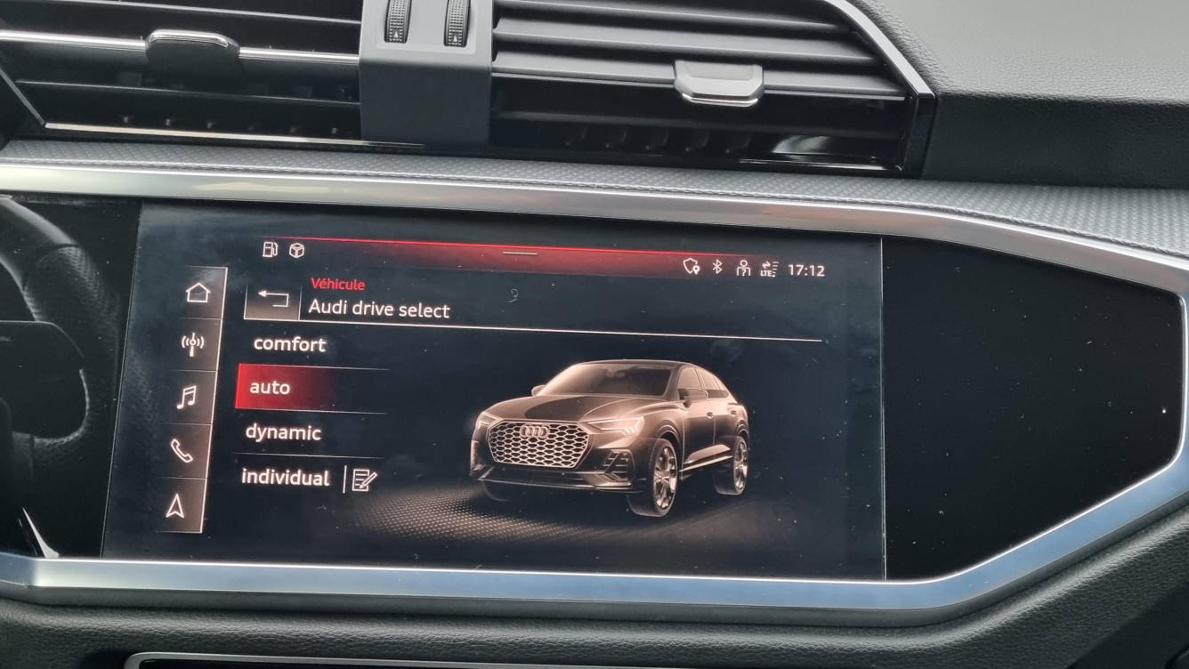 Acheter Audi Q3 Q3 Sportback 45 TFSIe  245 ch S tronic 6 S line 5p occasion dans les concessions du Groupe Faurie