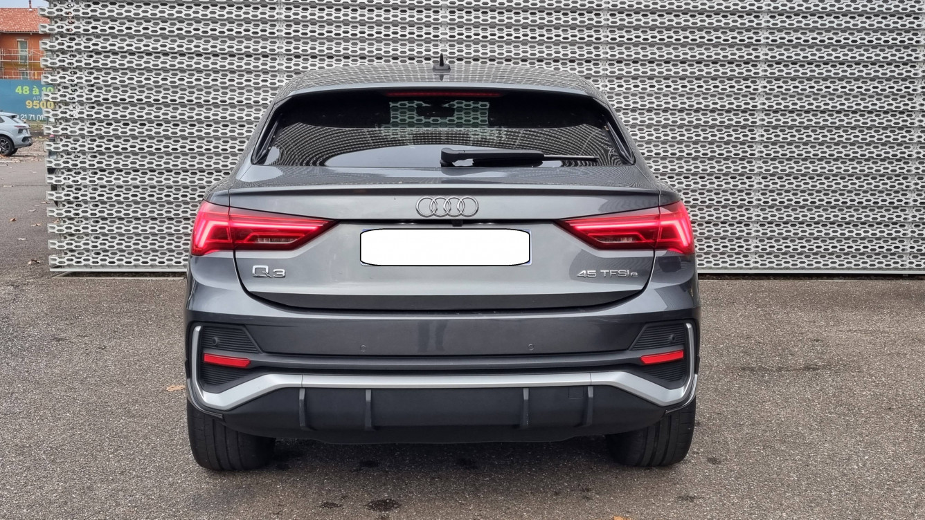 Acheter Audi Q3 Q3 Sportback 45 TFSIe  245 ch S tronic 6 S line 5p occasion dans les concessions du Groupe Faurie