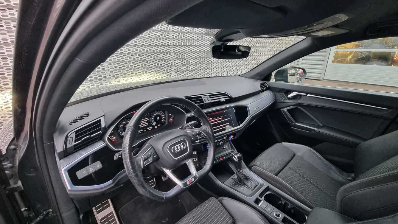 Acheter Audi Q3 Q3 Sportback 45 TFSIe  245 ch S tronic 6 S line 5p occasion dans les concessions du Groupe Faurie