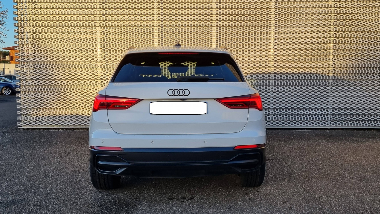 Acheter Audi Q3 Q3 35 TDI 150 ch S tronic 7 S line 5p occasion dans les concessions du Groupe Faurie