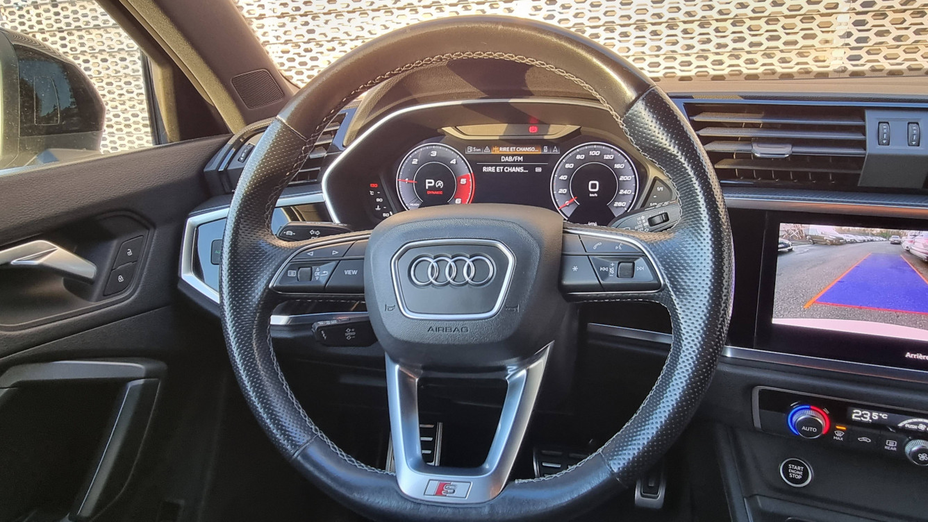 Acheter Audi Q3 Q3 35 TDI 150 ch S tronic 7 S line 5p occasion dans les concessions du Groupe Faurie