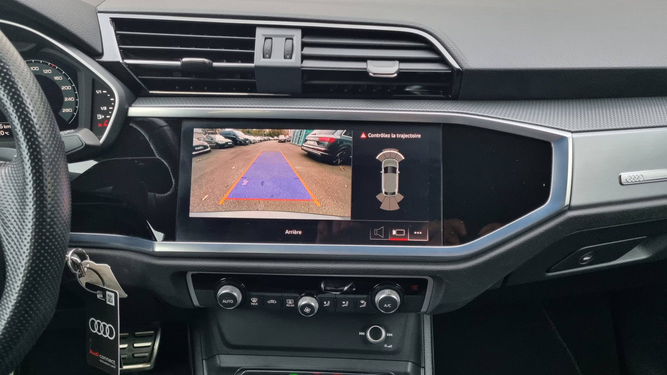 Acheter Audi Q3 Q3 Sportback 45 TFSIe  245 ch S tronic 6 S line 5p occasion dans les concessions du Groupe Faurie