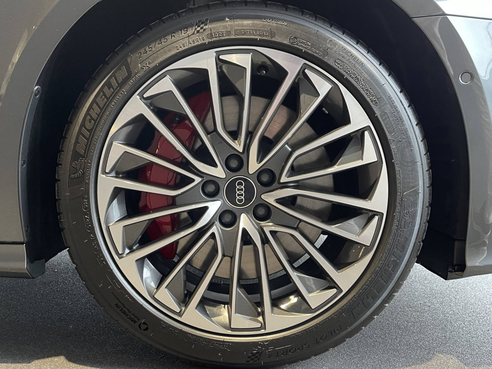 Acheter Audi A6 A6 Avant 55 TFSIe 367 ch S tronic 7 Quattro Competition 5p neuf dans les concessions du Groupe Faurie